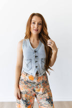 LIGHT DENIM VEST